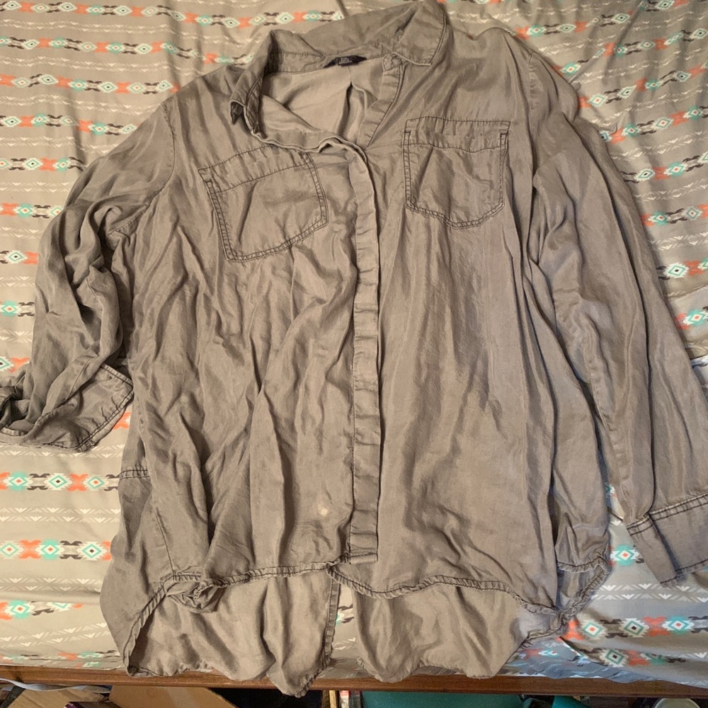 Grey long sleeve